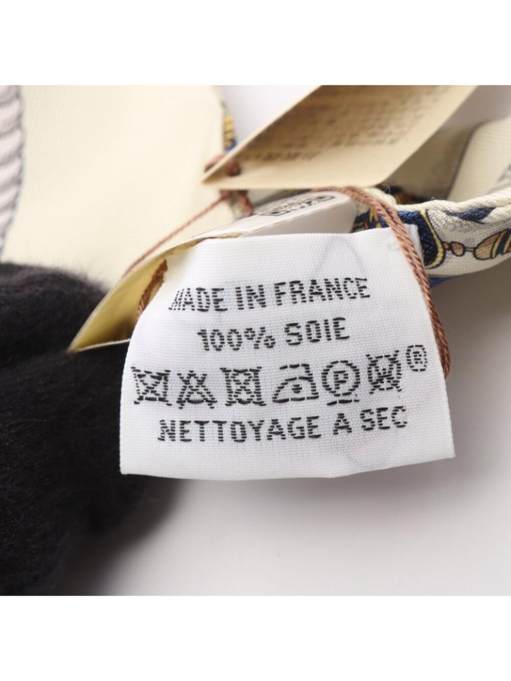 Hermes Scarf Twilly Grand Apparat Beige Silk - Picture 5 of 7